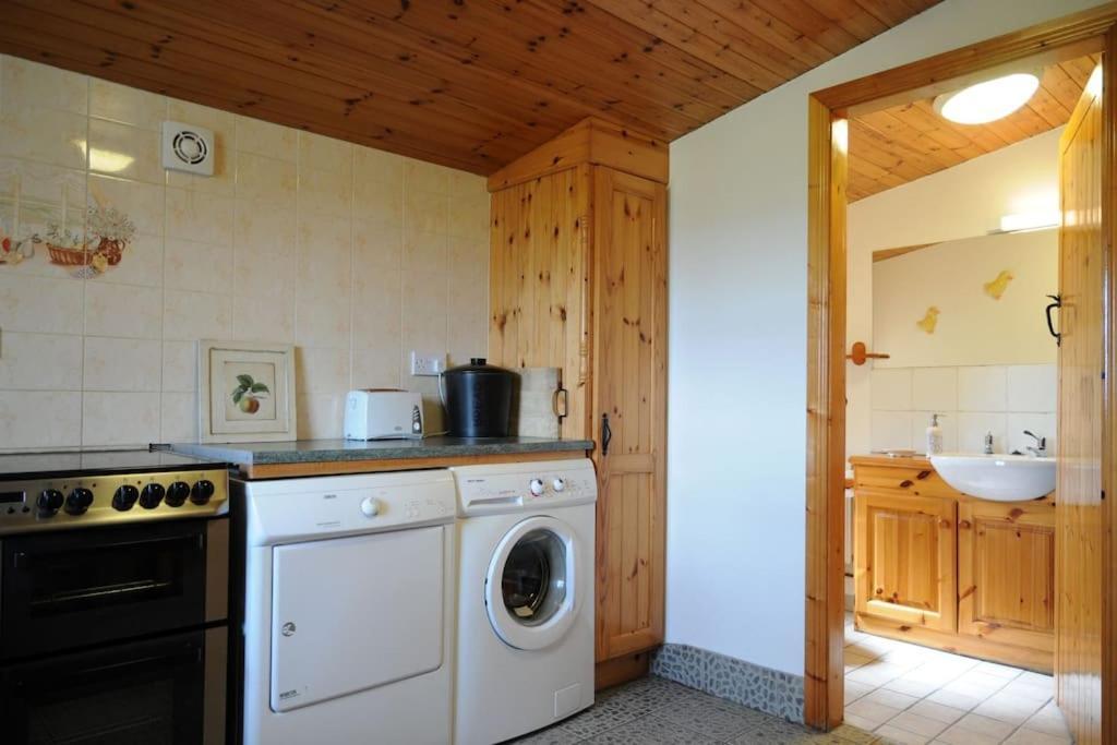 Cottage Skelligs Coast, Ring Of Kerry カアーサイビーン エクステリア 写真